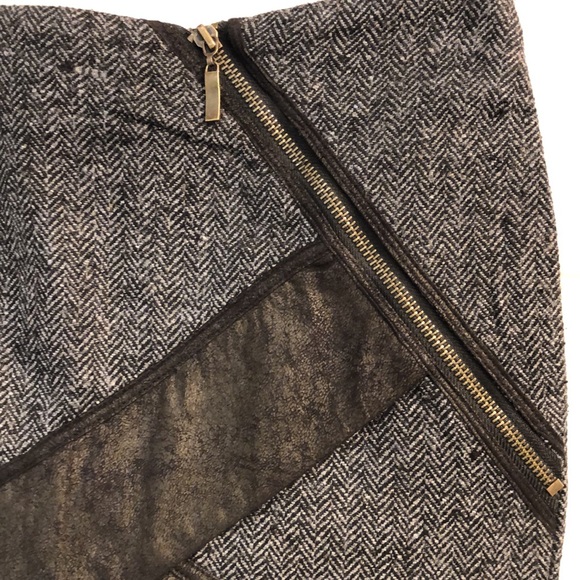 Very J Tweed & Faux Suede Mini Skirt - Picture 2 of 7